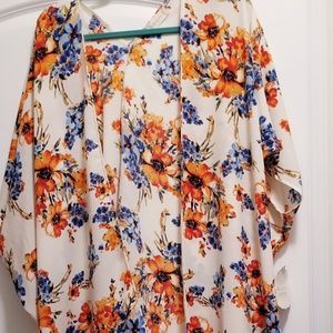NWT Altar'd State Kimono